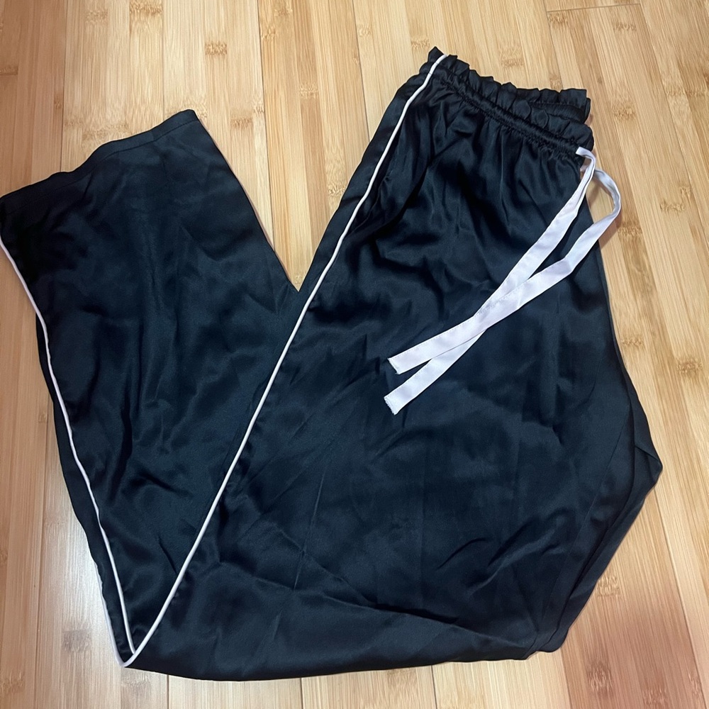 VS Satin PJ pants *held*